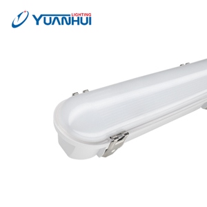 Wasserdichtes LED-Linearlicht aus Kunststoff für kommerzielle Beleuchtung